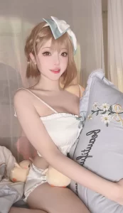 黑龙贯通图包爆火全网!10组高质量cosplay资源合集曝光-图集星球