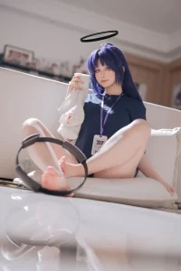屿鱼cos图包合集流出?她的写真集比你想象的还炸裂!-图集星球