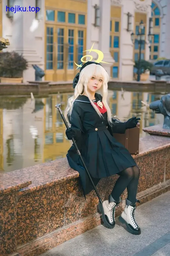 矢量鱼cos芙洛伦圣园未花，58张绝美写真让人目不转睛-图集星球