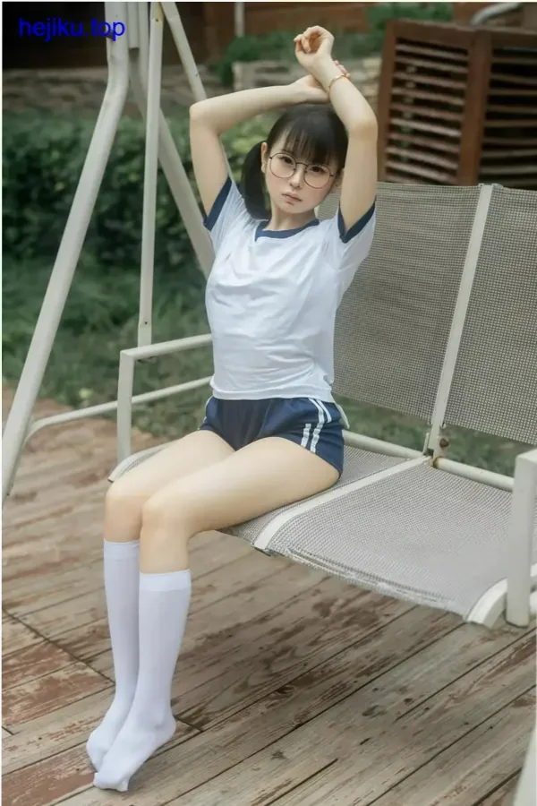 清晰的幼水铃衣图像